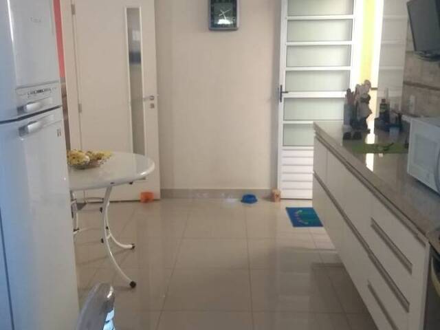 Sobrado para Venda em Atibaia - 5