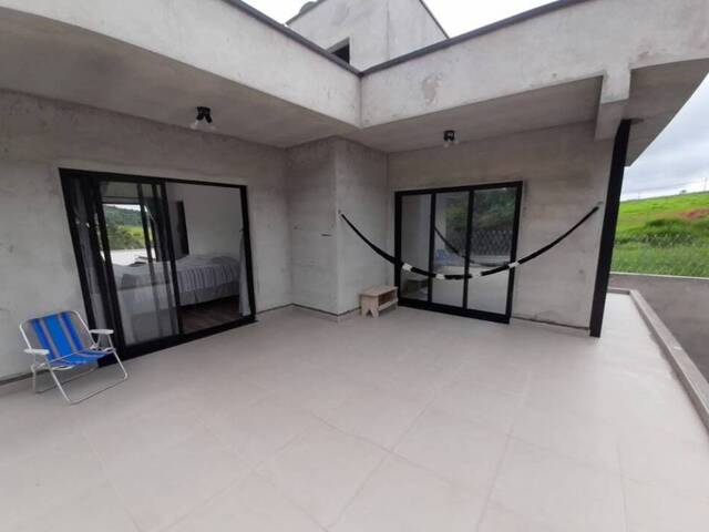 Sobrado para Locação em Atibaia - 2