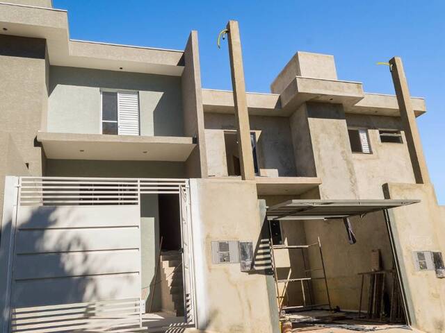 Sobrado para Venda em Atibaia - 2