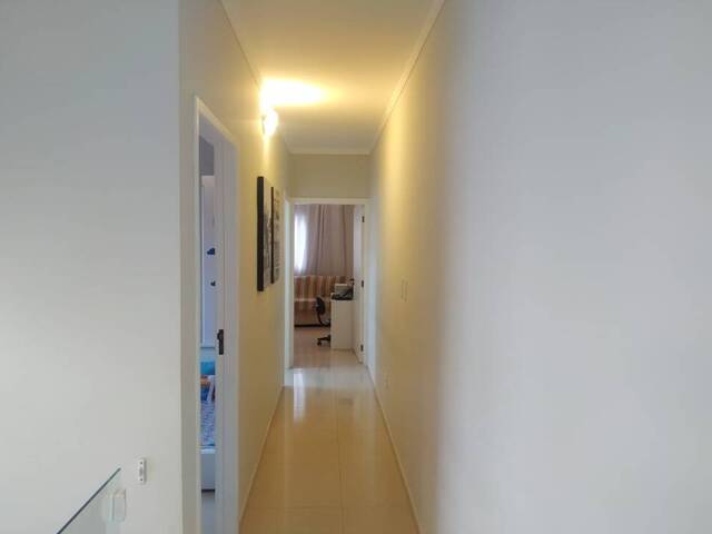 Sobrado para Venda em Atibaia - 3