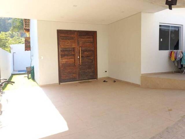 Casa para Venda em Atibaia - 2