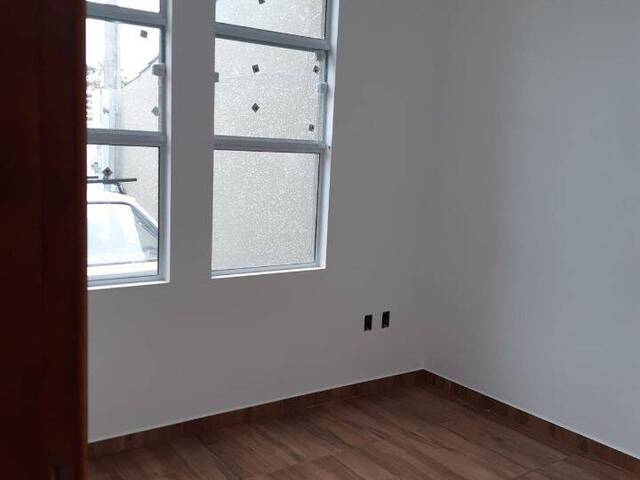 Casa para Venda em Atibaia - 3