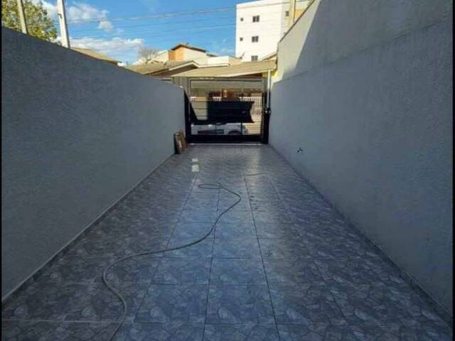 Casa para Venda em Atibaia - 2