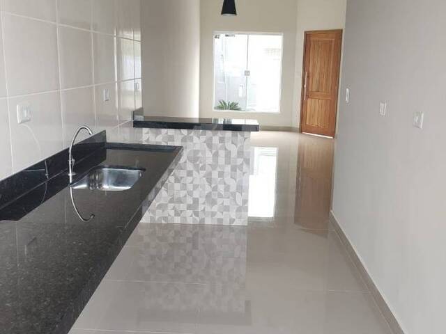 Casa para Venda em Atibaia - 3