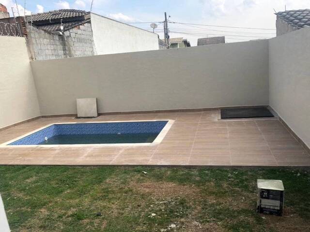 Casa para Venda em Atibaia - 2