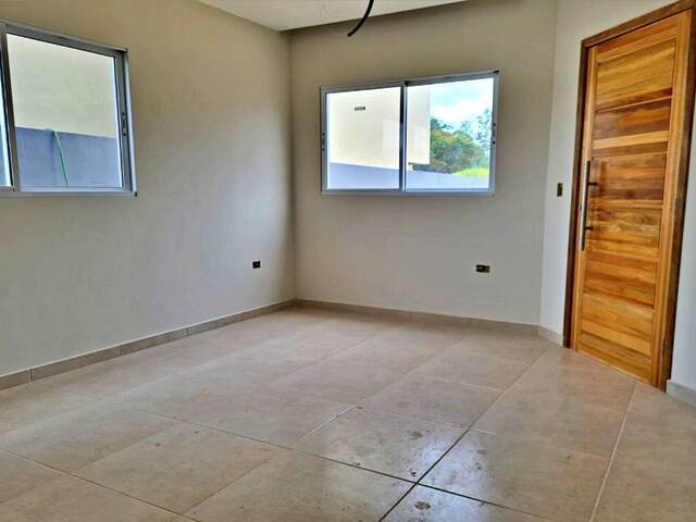 Sobrado para Venda em Atibaia - 2