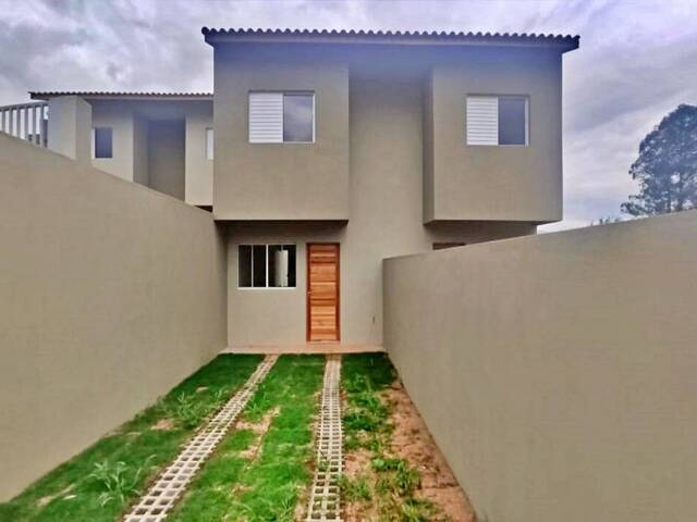 Sobrado para Venda em Atibaia - 3