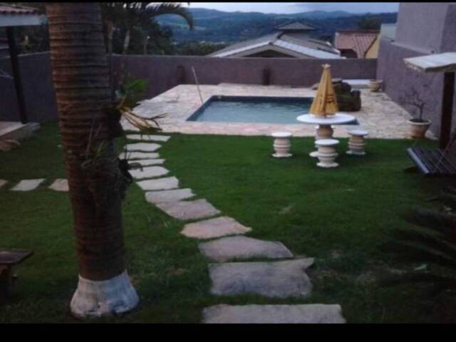 Casa para Venda em Atibaia - 2