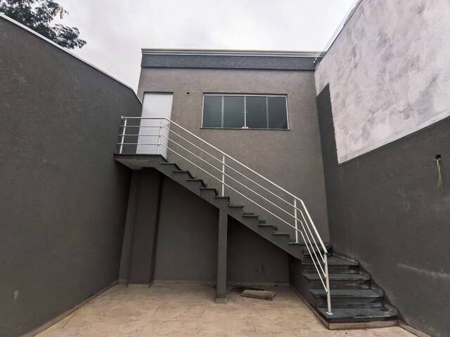 Sobrado para Venda em Atibaia - 3