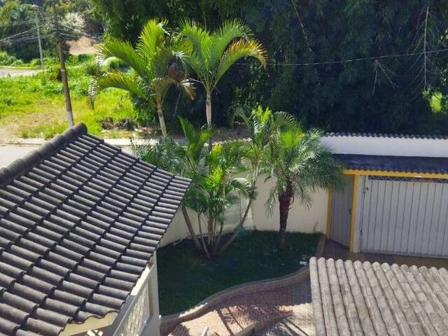 Sobrado para Venda em Atibaia - 2