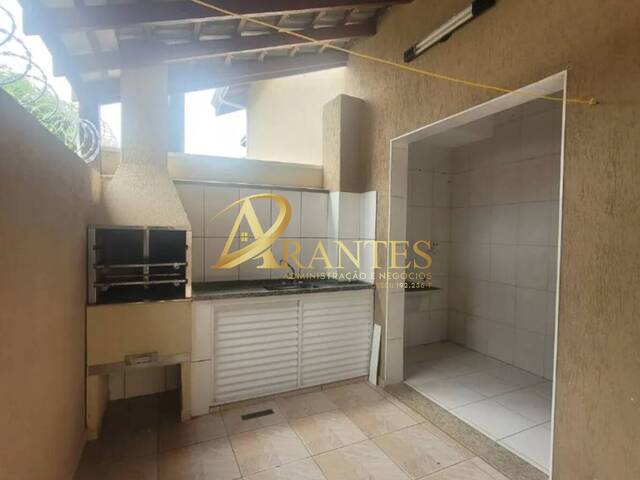 #2398 - Casa em condomínio para Locação em Atibaia - SP