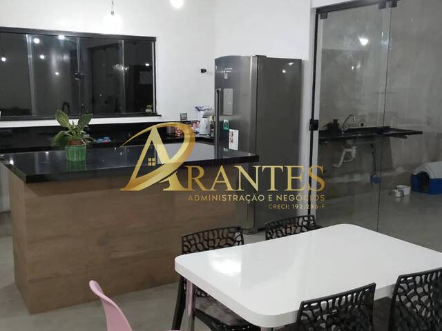 #2408 - Casa em condomínio para Venda em Bom Jesus dos Perdões - SP