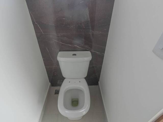 Casa para Venda em Atibaia - 5