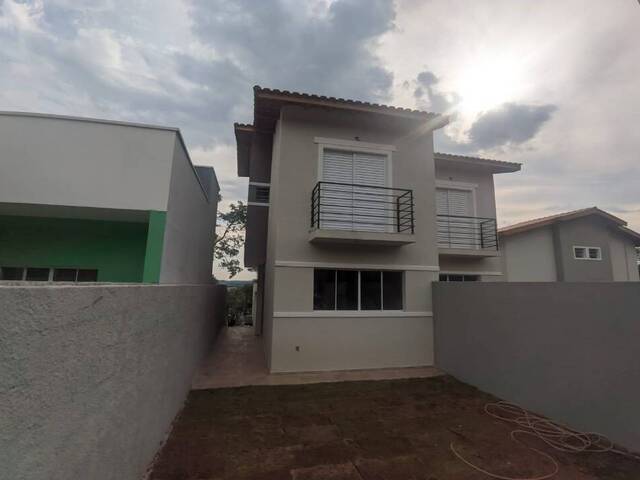 Sobrado para Venda em Atibaia - 2