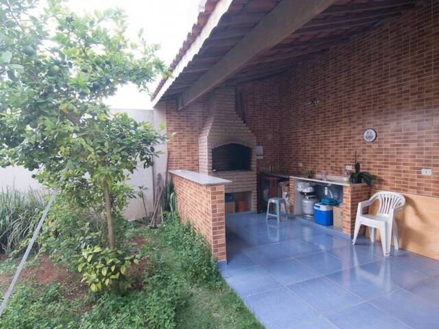 Sobrado para Venda em Atibaia - 4