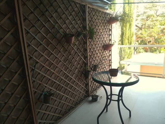 Sobrado para Locação em Mairiporã - 3