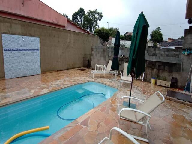 Casa para Venda em Mairiporã - 2