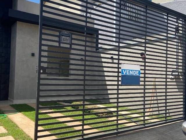 Casa para Venda em Atibaia - 2