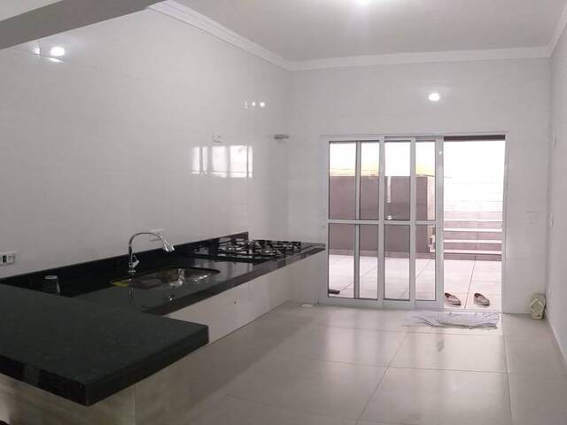 Casa para Venda em Atibaia - 3