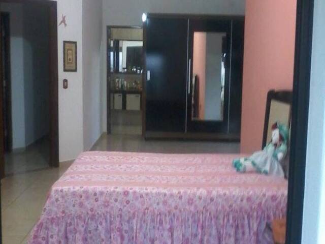 Casa para Venda em Piracaia - 3