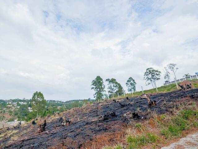Terreno para Venda em Atibaia - 2