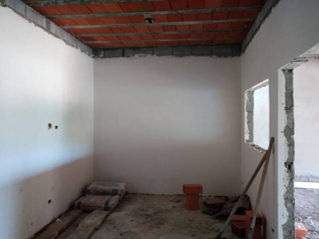 Casa para Venda em Mairiporã - 3