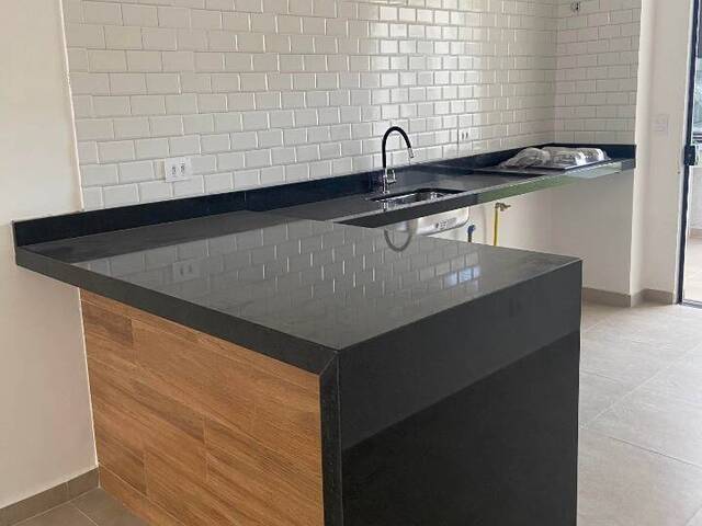 Casa para Venda em Atibaia - 3