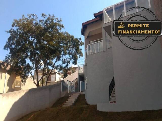 Sobrado para Venda em Atibaia - 3