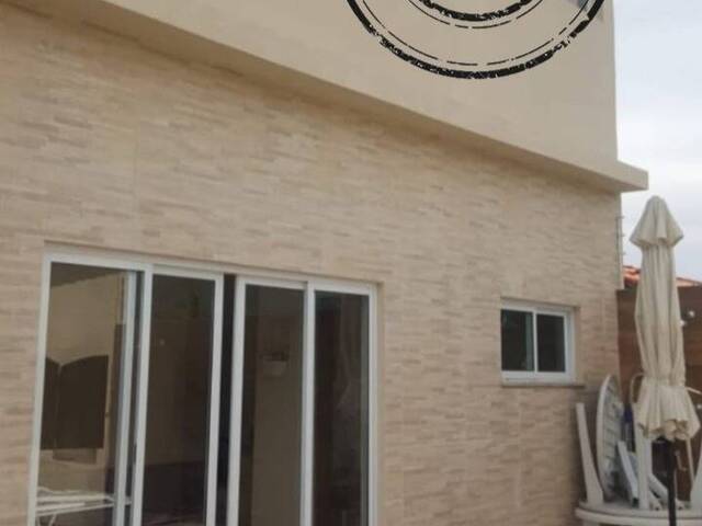 Sobrado para Venda em Atibaia - 3