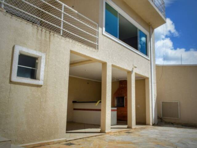 Sobrado para Venda em Atibaia - 2