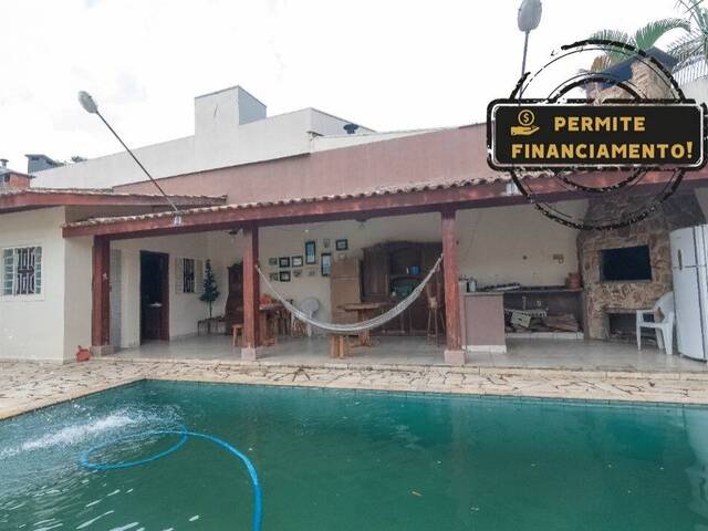 Casa para Venda em Atibaia - 3