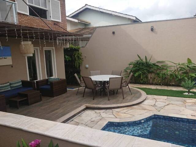 Sobrado para Venda em Atibaia - 4