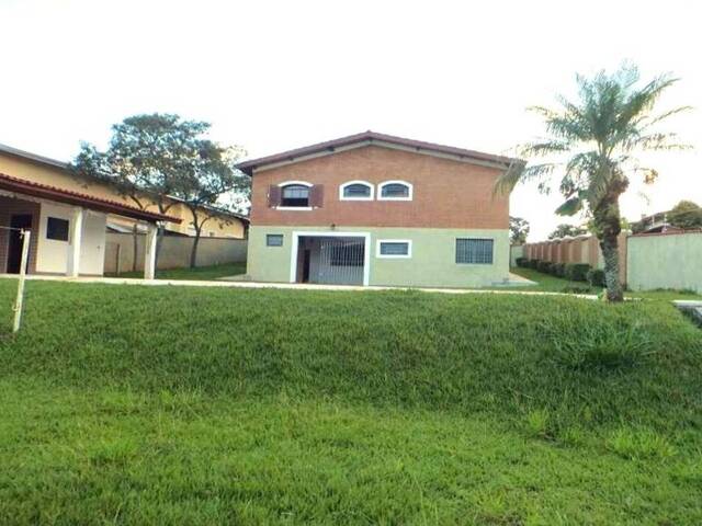 Sobrado para Venda em Atibaia - 4