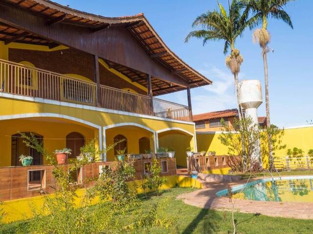 Sobrado para Venda em Atibaia - 3