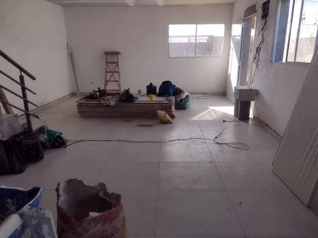 Sobrado para Venda em Mairiporã - 2