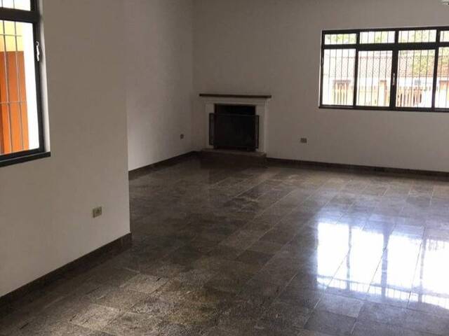 Casa para Venda em Atibaia - 5