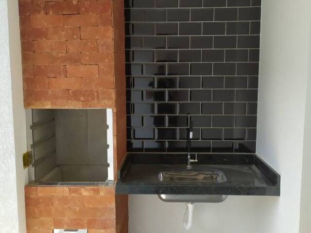 Sobrado para Venda em Atibaia - 4