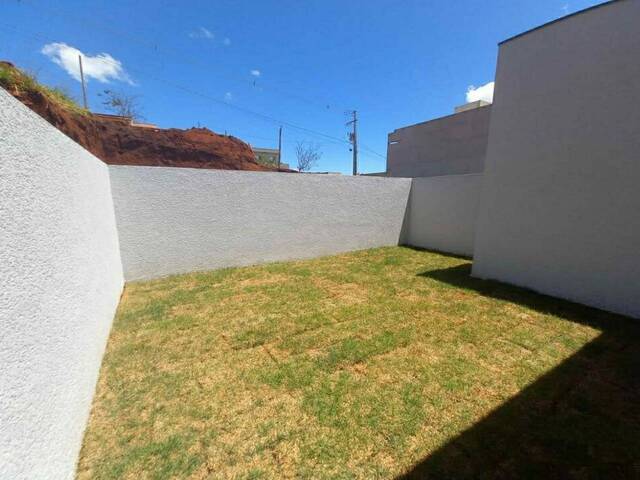 Casa para Venda em Bragança Paulista - 2