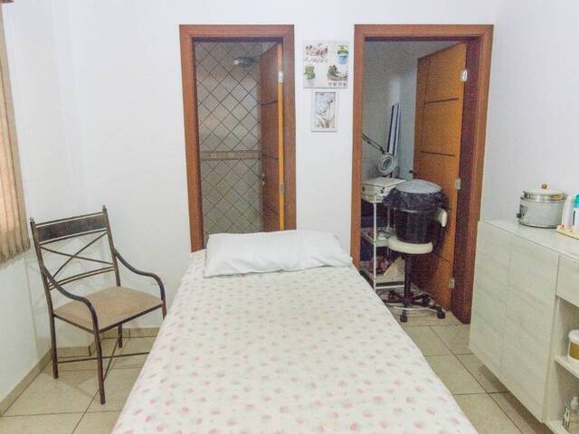 Sobrado para Venda em Atibaia - 2