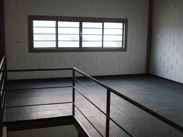 Galpão para Locação em Atibaia - 4