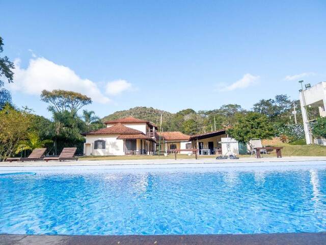 Chácara para Locação em Atibaia - 2