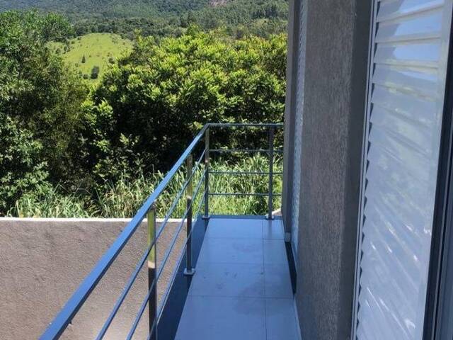 Casa para Venda em Bom Jesus dos Perdões - 5