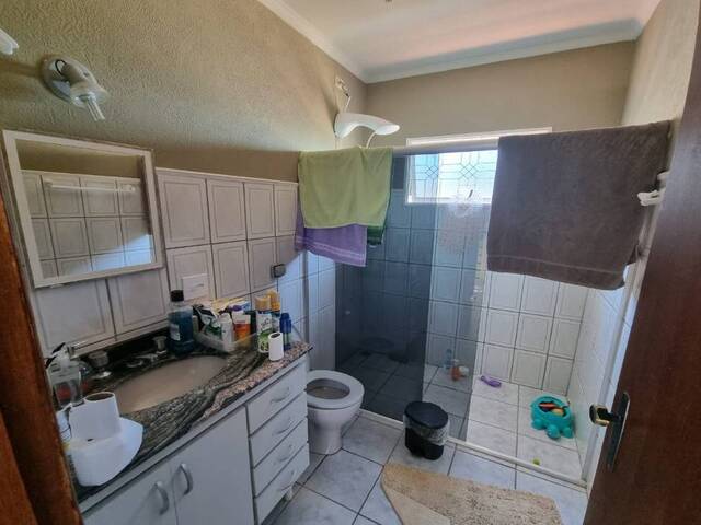 Casa para Venda em Atibaia - 2