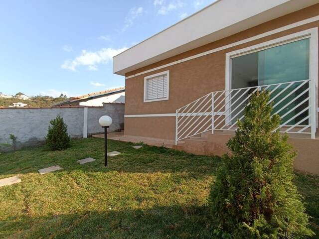 Casa para Venda em Mairiporã - 2