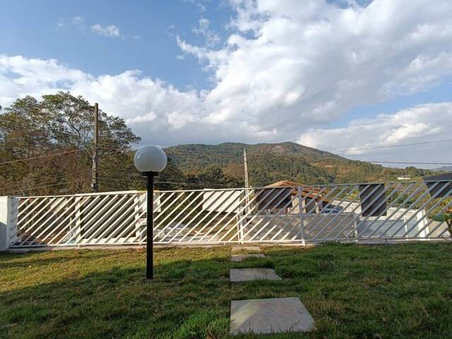 Casa para Venda em Mairiporã - 3