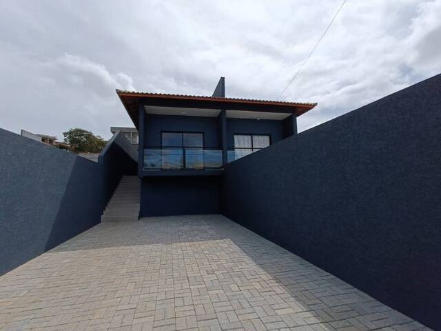 Casa para Venda em Atibaia - 3