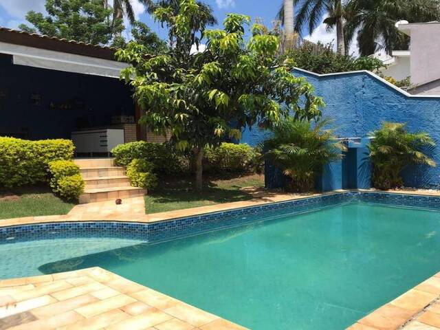 Sobrado para Venda em Atibaia - 3