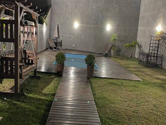 Sobrado para Venda em Atibaia - 2