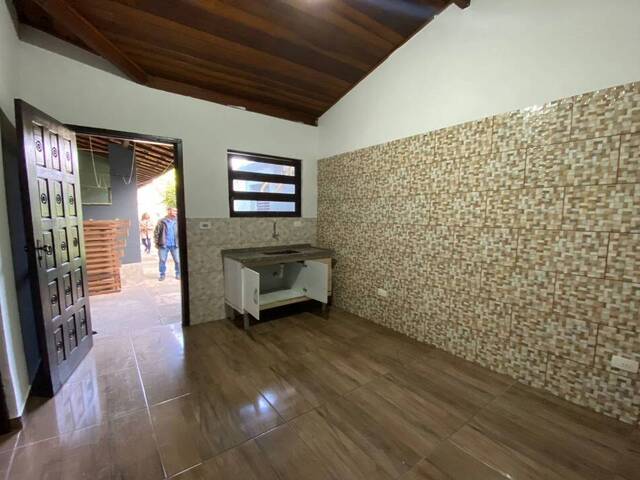 Casa para Locação em Atibaia - 3