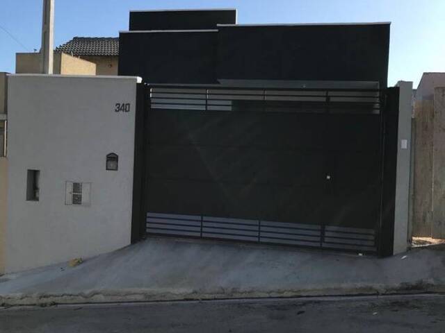 Casa para Venda em Atibaia - 4